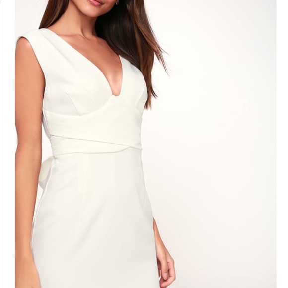 COPY - NWT ! CECILIA WHITE SHEATH MIDI DRESS
Grace Willow - Picture 2 of 5